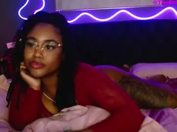 puneripiya – webcam model profile photo Image 14