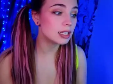 EmiliaWalker – webcam model profile photo Image 15