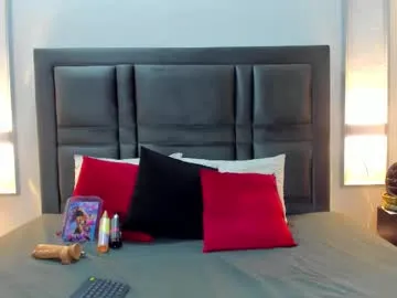 lau__1 – webcam model profile photo Image 10