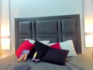 lau__1 – webcam model profile photo Image 18