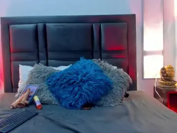 lau__1 – webcam model profile photo Image 3