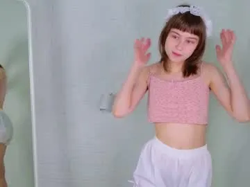 OliviaSparcks – webcam model profile photo Image 2