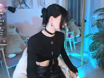 katrin_dark Image 10