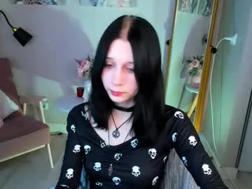 katrin_dark Image 5