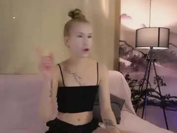 KamillaRey – webcam model profile photo Image 2