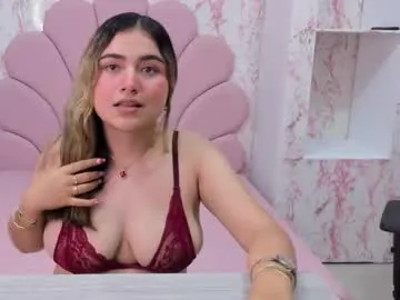 katyblondee – webcam model profile photo