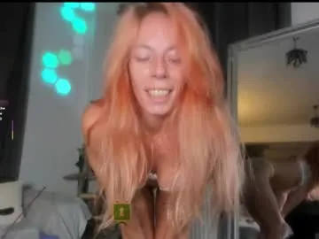 HellenSuric – webcam model profile photo Image 19