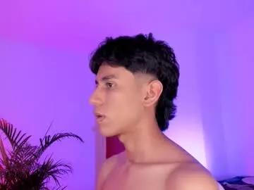 yenifer016 – webcam model profile photo Image 18