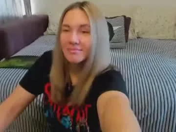 sofiakhanxo – webcam model profile photo Image 2