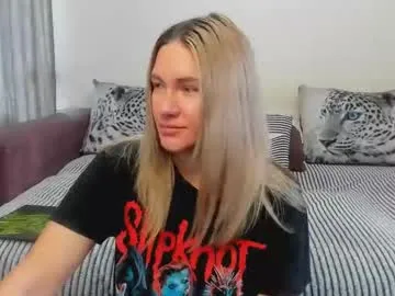 sofiakhanxo – webcam model profile photo Image 5