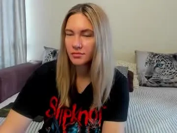 sofiakhanxo – webcam model profile photo Image 6