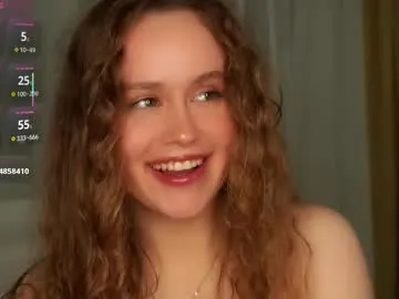 daani_hott – webcam model profile photo Image 19