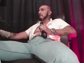 pureannuals – webcam model profile photo Image 14