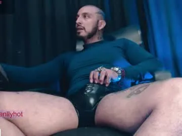 pureannuals – webcam model profile photo Image 15