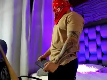 tomtimon11 – webcam model profile photo Image 5