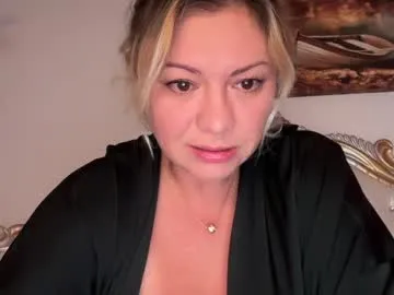 sweetkarmababy – webcam model profile photo Image 11