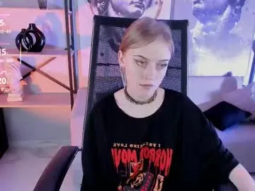 mon1_day – webcam model profile photo Image 6