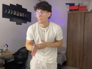 mochasins_ – webcam model profile photo Image 11