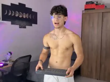 mochasins_ – webcam model profile photo Image 17