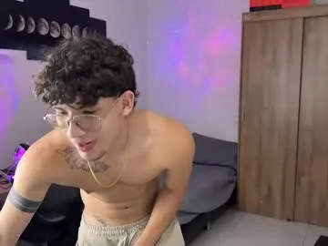 mochasins_ – webcam model profile photo Image 18