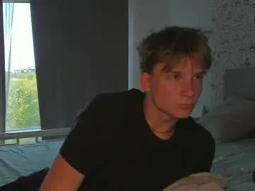 pureannuals – webcam model profile photo Image 3