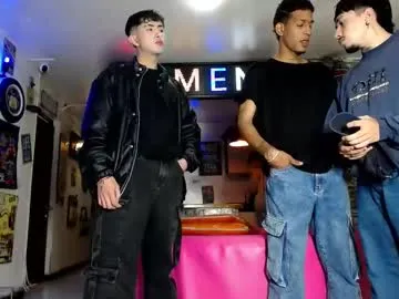 yenifer016 – webcam model profile photo Image 2