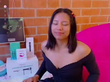 shreya_0 – webcam model profile photo Image 9