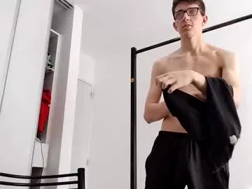 iamsomeone1234 – webcam model profile photo Image 15