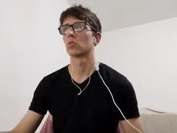 iamsomeone1234 – webcam model profile photo Image 4