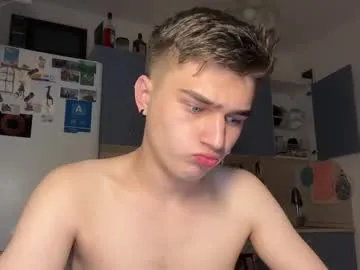 ZeyaaWhite cam session Image 16