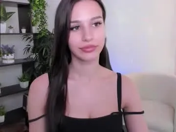 Skyller – webcam model profile photo Image 2