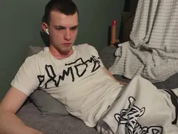 yournewkink12 – webcam model profile photo Image 7