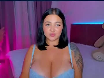 kylie_lips Image 13