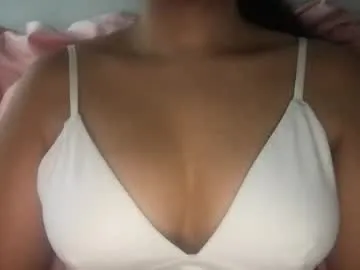 indiansweety – webcam model profile photo Image 2