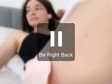 EmiliaWalker – webcam model profile photo Image 5