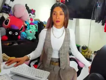 naomixjones1 – webcam model profile photo Image 11