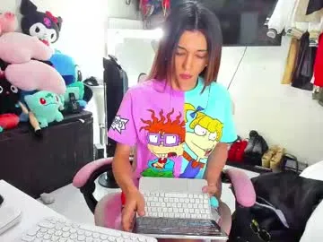 naomixjones1 – webcam model profile photo Image 3