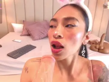 leamonroe__ – webcam model profile photo