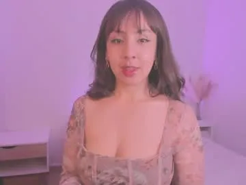 puneripiya – webcam model profile photo Image 3