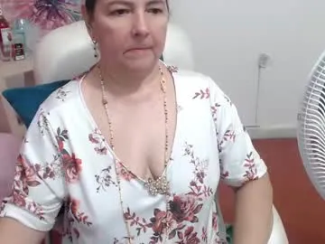 puneripiya – webcam model profile photo Image 5