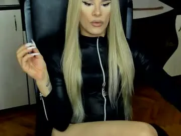 sofiakhanxo – webcam model profile photo Image 15