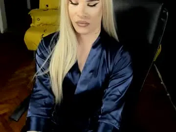 sofiakhanxo – webcam model profile photo Image 7