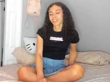 MariyaNovak – webcam model profile photo Image 4