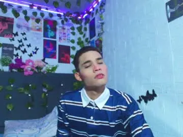 SunnyBlair – webcam model profile photo Image 6