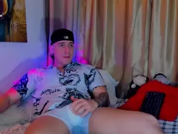 reem_12 – webcam model profile photo Image 14