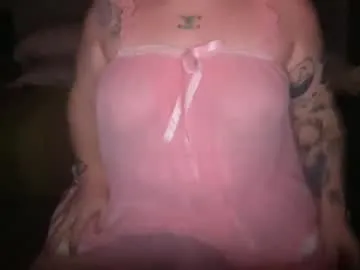 iamsomeone1234 – webcam model profile photo Image 5