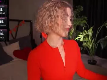 Gia – webcam model profile photo Image 7