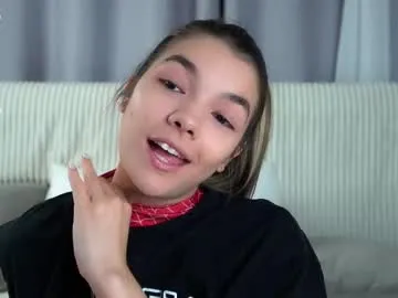 RoxyBuch – webcam model profile photo Image 19