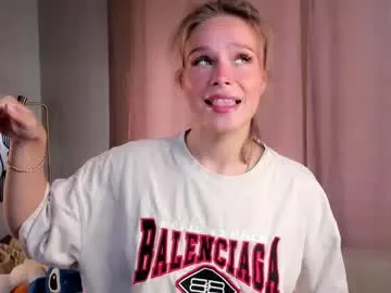 splendid_dolls – webcam model profile photo Image 3