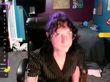 EmiliaWalker – webcam model profile photo Image 8